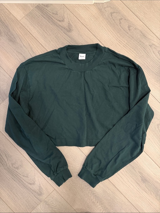 TNA Tops - TNA Forest Green Cropped Long Sleeve Tee